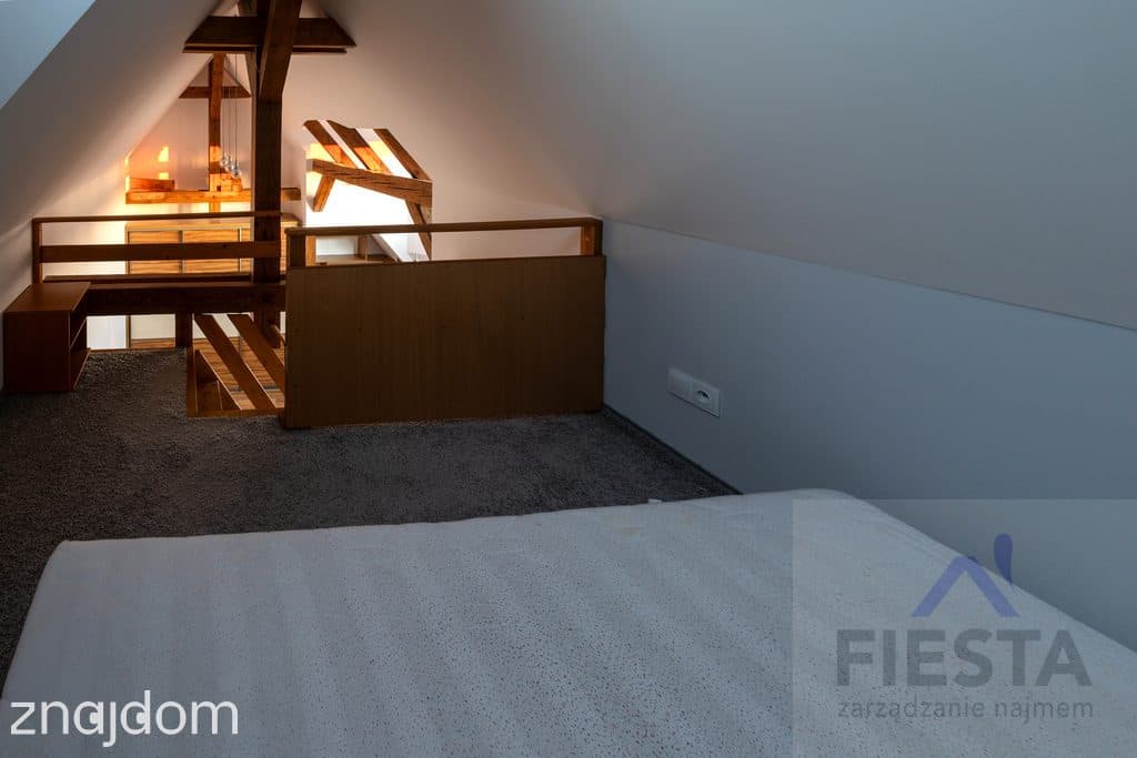 Przestronna kawalerka w centrum Gliwic - zdjęcie 6