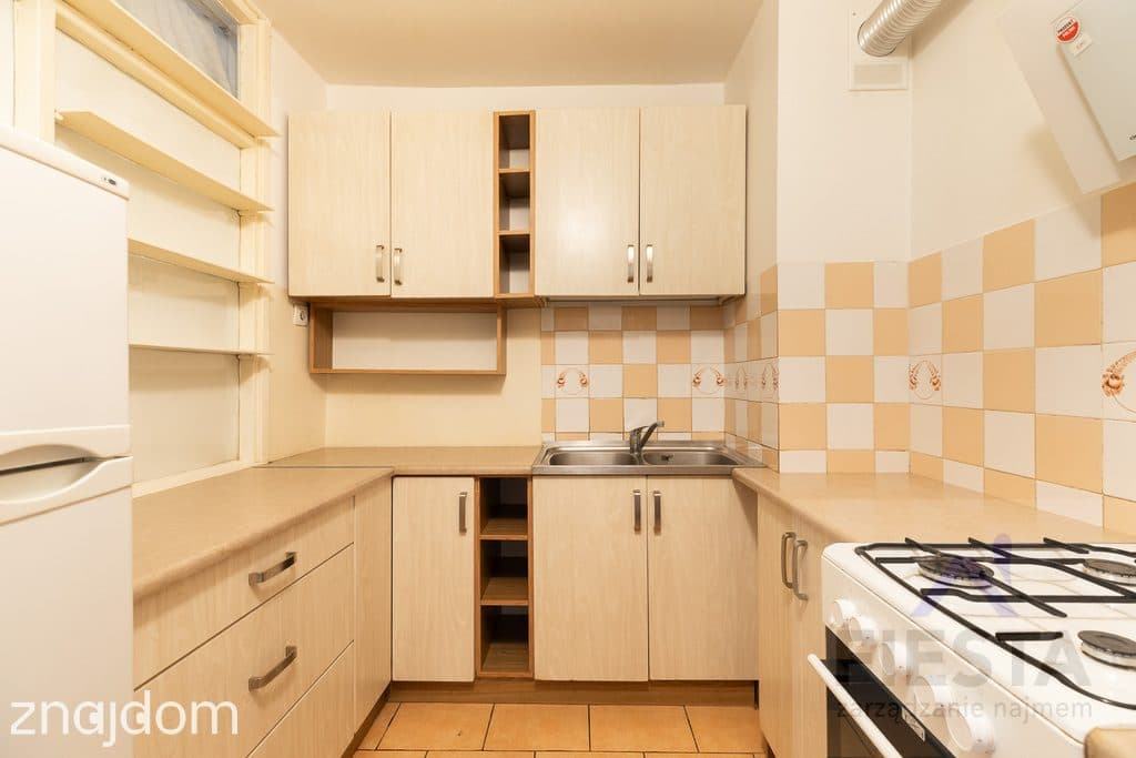 Bielany* Staffa* 2 pok. z kuchnią* 36,6 m2* metro* - zdjęcie 6