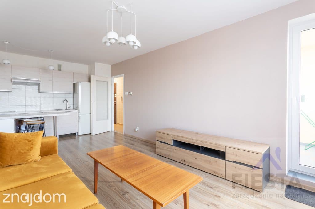 Psie Pole, ul. Zielna, dwa pokoje, balkon - zdjęcie 2