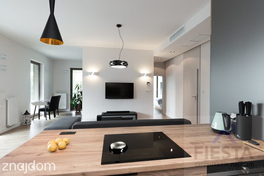 Apartament 3 pokoje ul.Waldorffa + garaż i komórka - zdjęcie 2