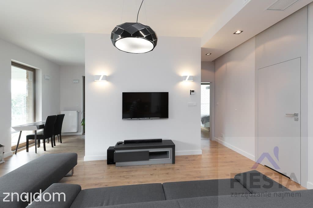 Apartament 3 pokoje ul.Waldorffa + garaż i komórka - zdjęcie 7