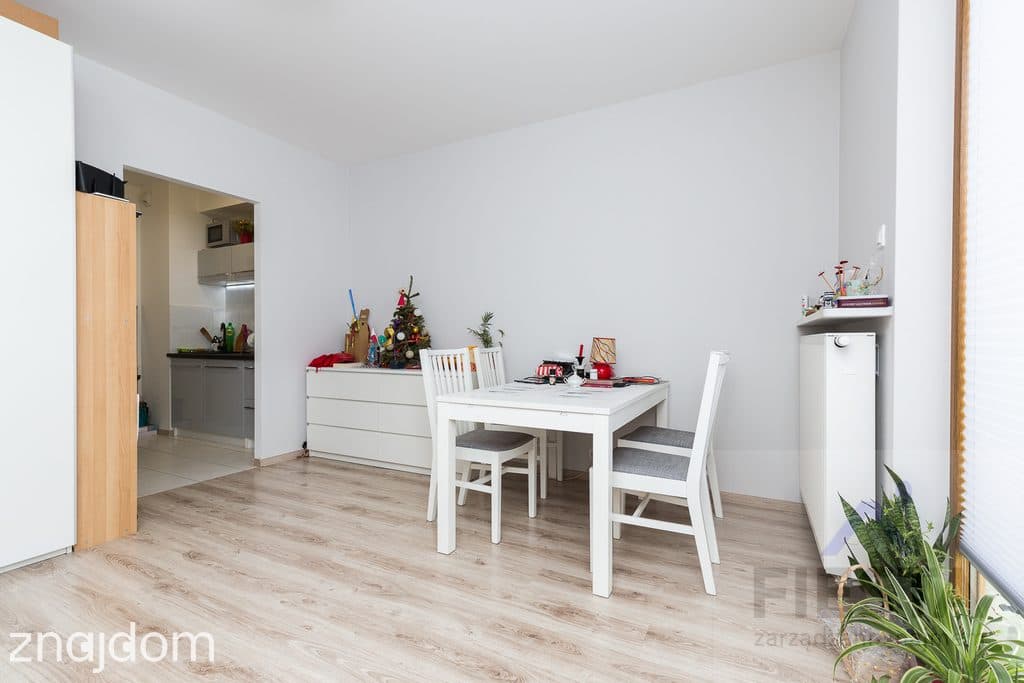 Jaktorowska 5A Wola/Centrum garaż 26m2 umeblowane - zdjęcie 5