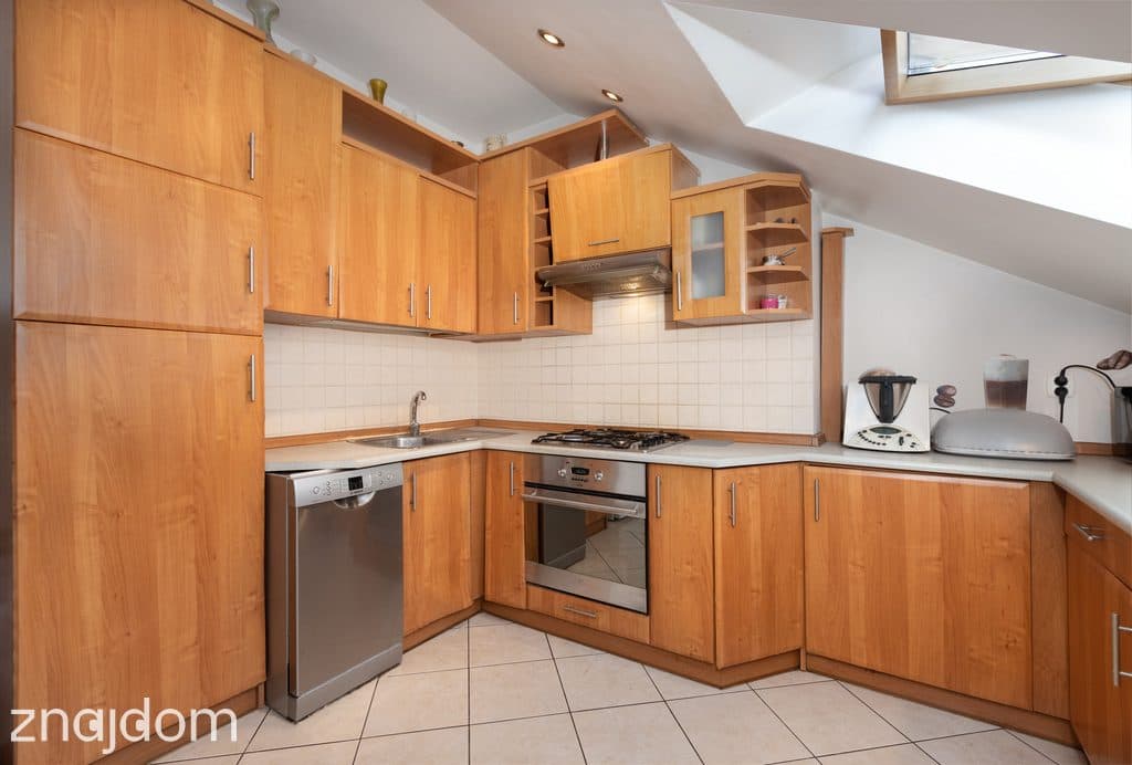MIESZKANIE - RUBINOWA - 55m2 (80 m² po podłodze!) - zdjęcie 16
