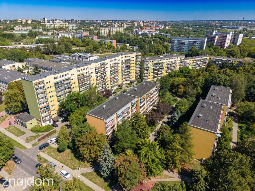 Przestronne 3-pokojowe mieszkanie z balkonem - zdjęcie 19