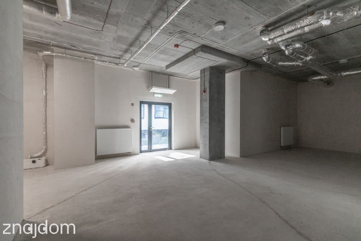 Lokal o pow. 145 m2 z witrynami Centrum - zdjęcie 6