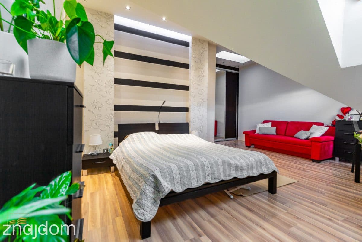 5 pokoi, balkon, piwnica, garaż - zdjęcie 15