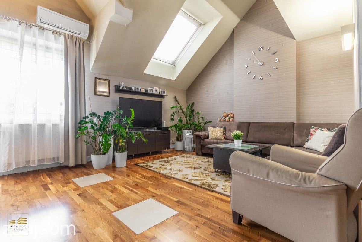 5 pokoi, balkon, piwnica, garaż - zdjęcie 9