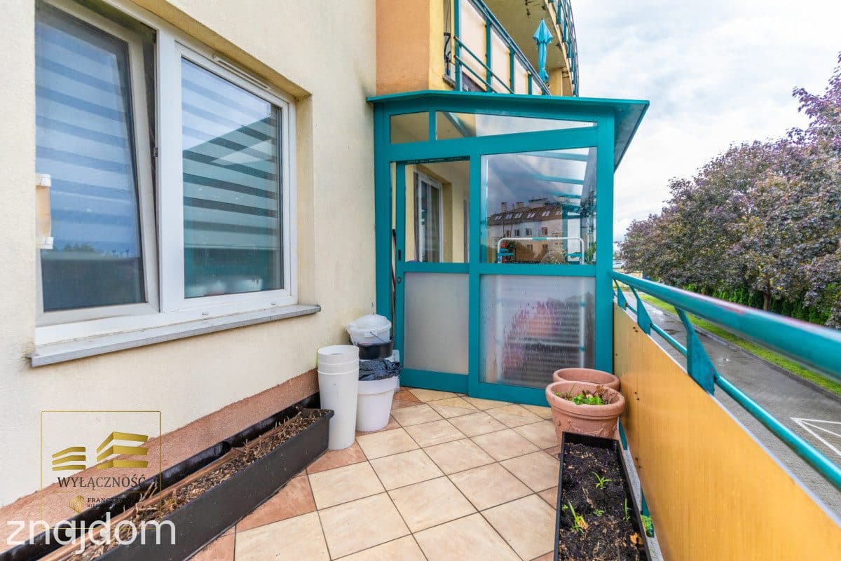 Czuby cztery pokoje duży balkon - zdjęcie 8
