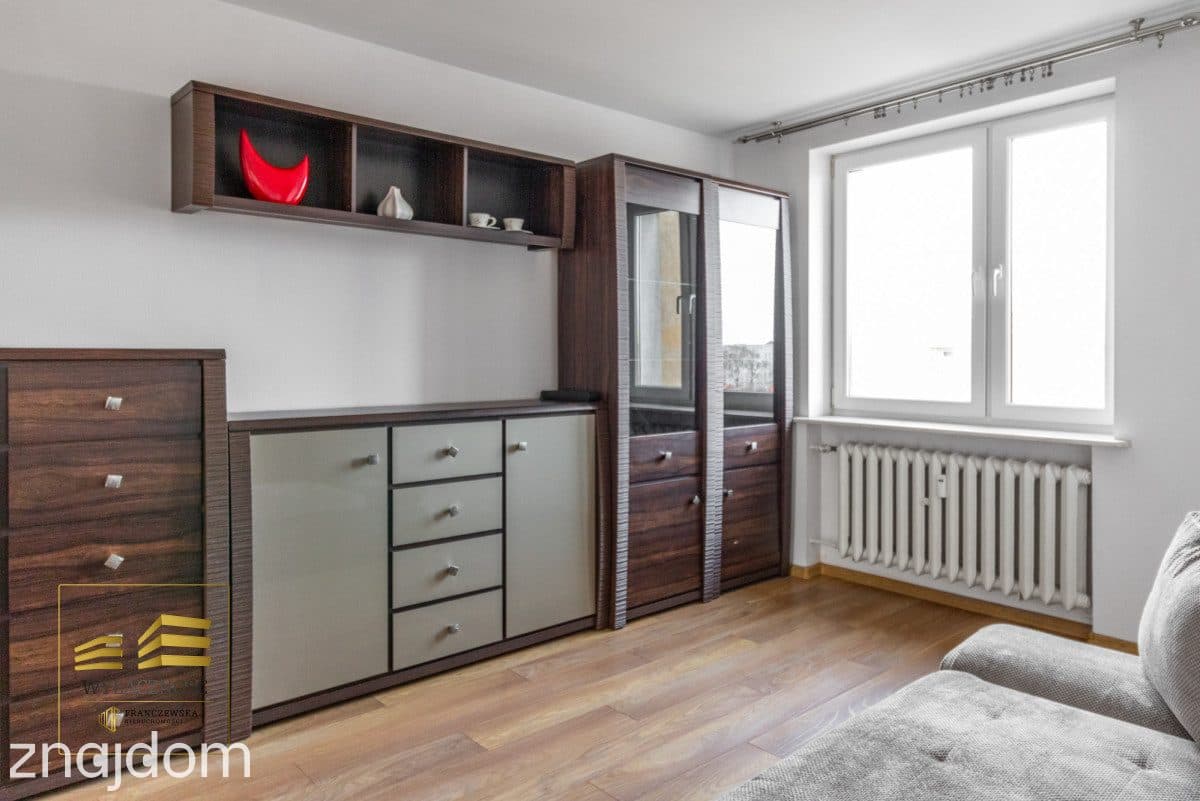 Na sprzedaż 3 pokoje + kuchnia I Balkon I Piwnica