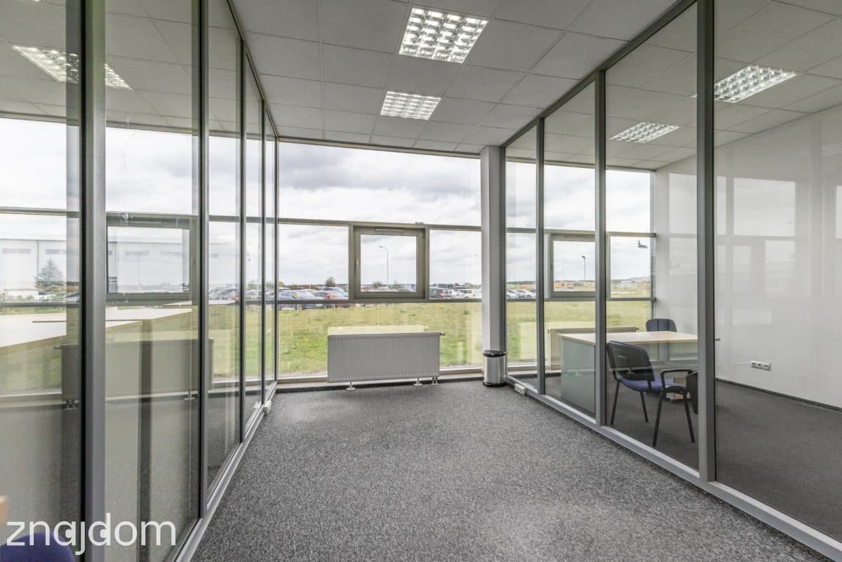 Biuro 170 m² Felin | Brak opłat za ogrzewanie - zdjęcie 4