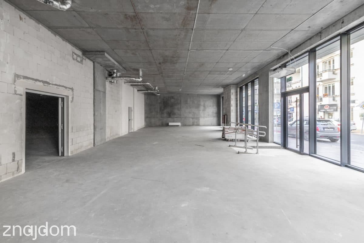 Lokal o pow. 490,56 m2 z witrynami ul. Jasna - zdjęcie 5