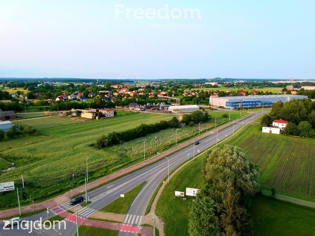 Atrakcyjna działka z WZ (budynek służby zdrowia) - zdjęcie 12