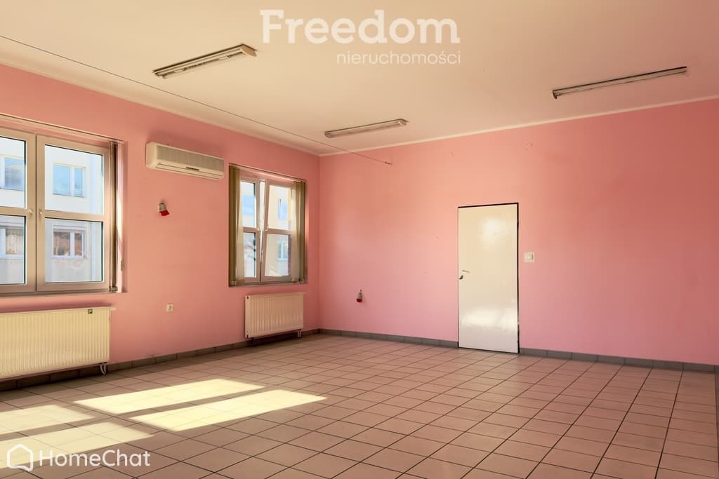 Lokal biurowo-usługowy 105 m², ul. Kaliska