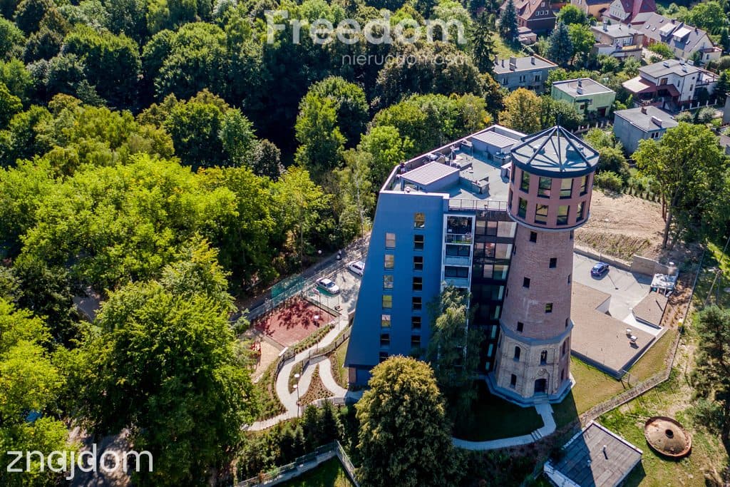 Piękny apartament w prestiżowej lokalizacji - zdjęcie 12