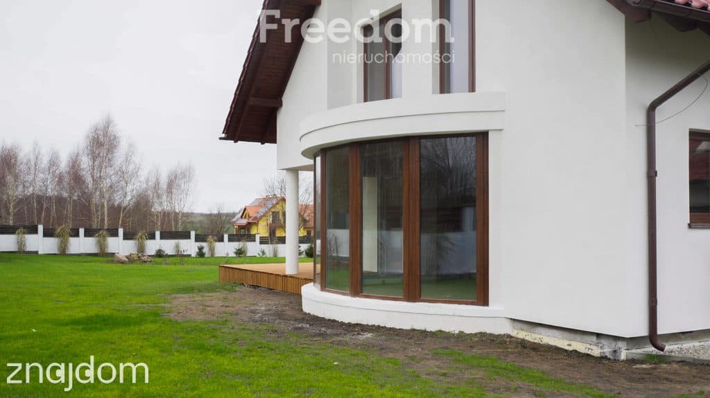 Rezydencja z zapleczem inwestycyjnym oraz SPA - zdjęcie 5