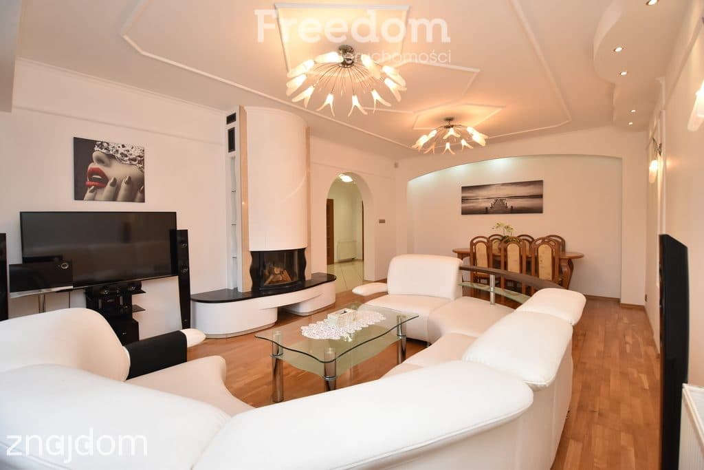 Piękny dom 274 m2, 6 pokoi, 3 łazienki, dz.1027 m2