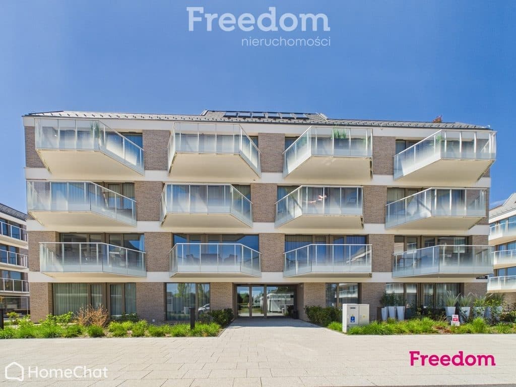 Nowoczesny apartament nad morzem w Sarbinowie.