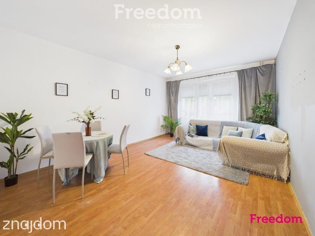 2 pokoje, 52 m², 2 balkony, II piętro