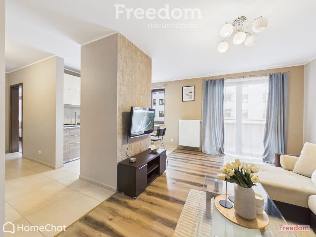 Słoneczne 2 pokoje 49 m², balkon, blisko centrum