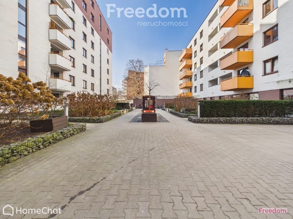 Słoneczne 2 pokoje 49 m², balkon, blisko centrum