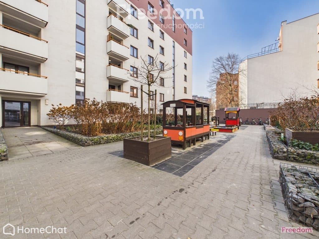 Słoneczne 2 pokoje 49 m², balkon, blisko centrum