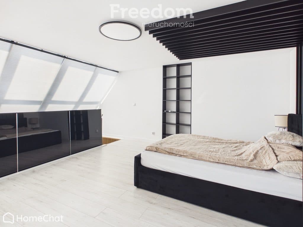 Dwupoziomowy apartament z antresolą | 69.6 m2