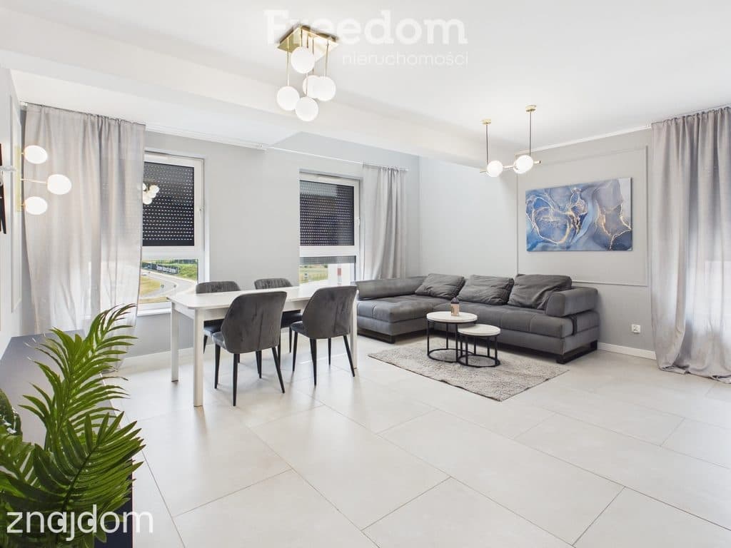 Dwupoziomowy apartament z klimatyzacją. Taras.