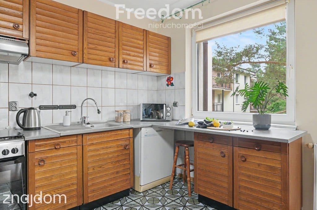 Apartament na kameralnym osiedlu w Juracie! - zdjęcie 10