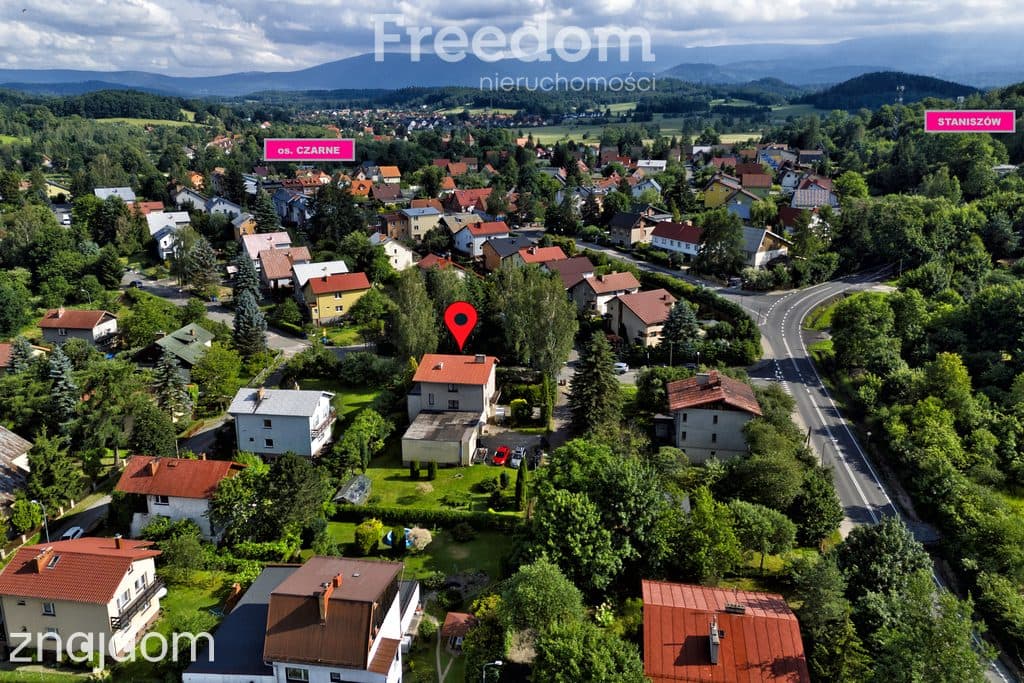 Dom w Jeleniej Górze + warsztat samochodowy - zdjęcie 17