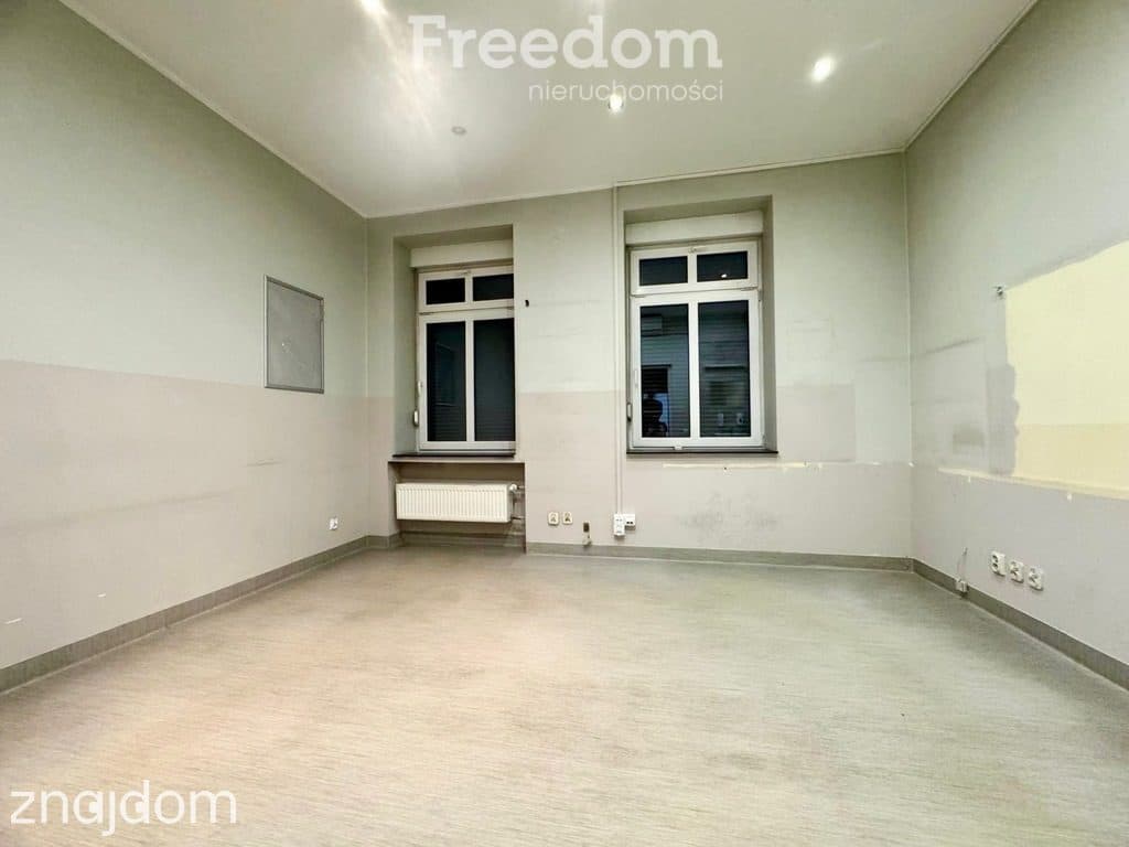 Lokal usługowy na sprzedaż - zdjęcie 10