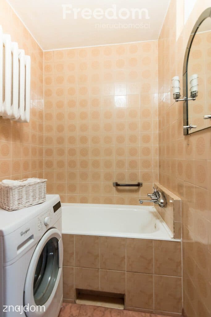 2 pokoje 39,2 m² do remontu, umeblowane, 1. piętro - zdjęcie 5