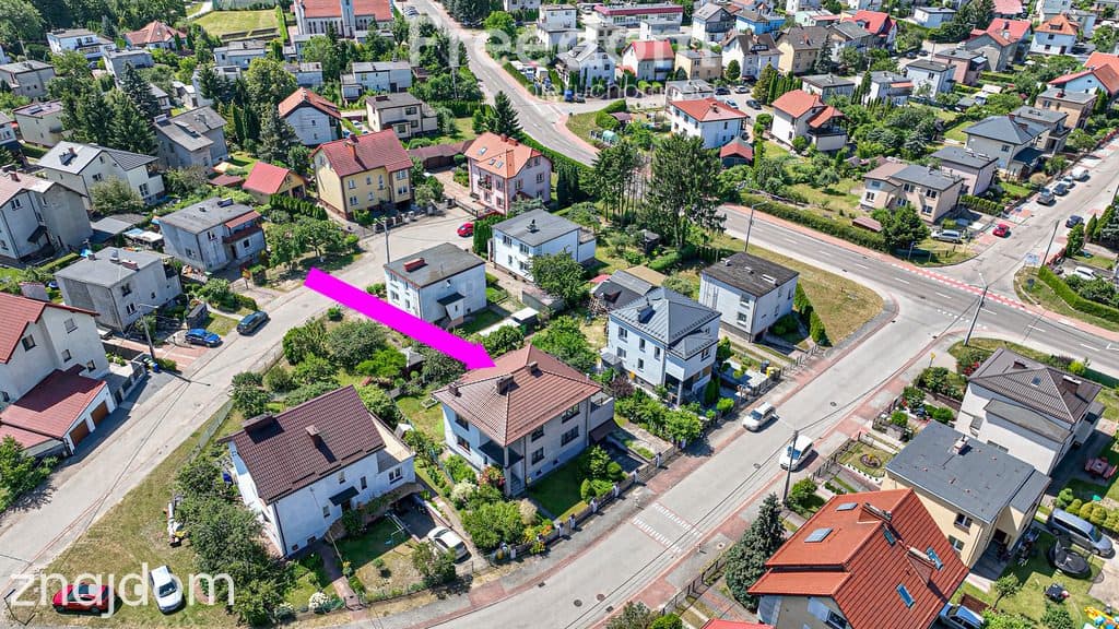 Dom z ogrodem i niezależnym mieszkaniem. - zdjęcie 8