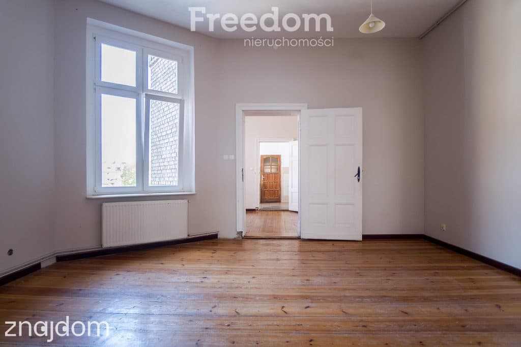 Przestronne mieszkanie 90 m² w starej kamienicy - zdjęcie 4
