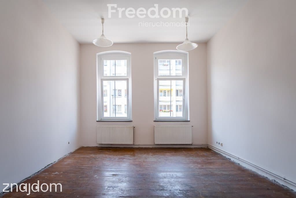 Przestronne mieszkanie 90 m² w starej kamienicy - zdjęcie 3