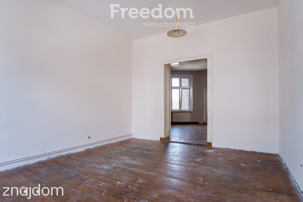 Przestronne mieszkanie 90 m² w starej kamienicy - zdjęcie 20