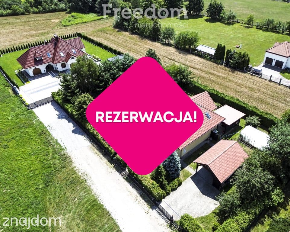 Dom jednorodzinny z dużą działką Strażów - zdjęcie 17