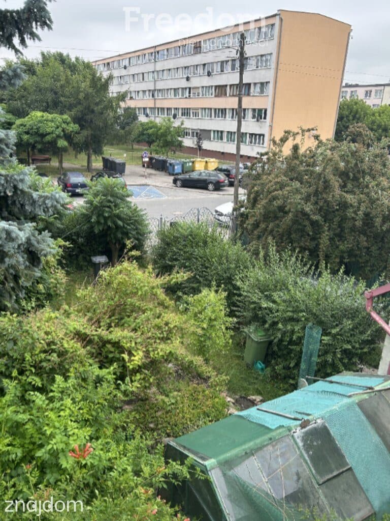 Dom w centrum z dużym ogrodem! - zdjęcie 6