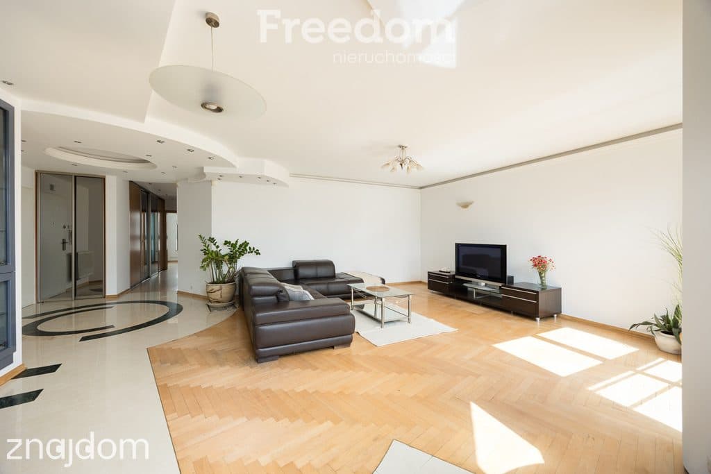 4 pokoje | 112 m² | Metro Dworzec Gdański - zdjęcie 4