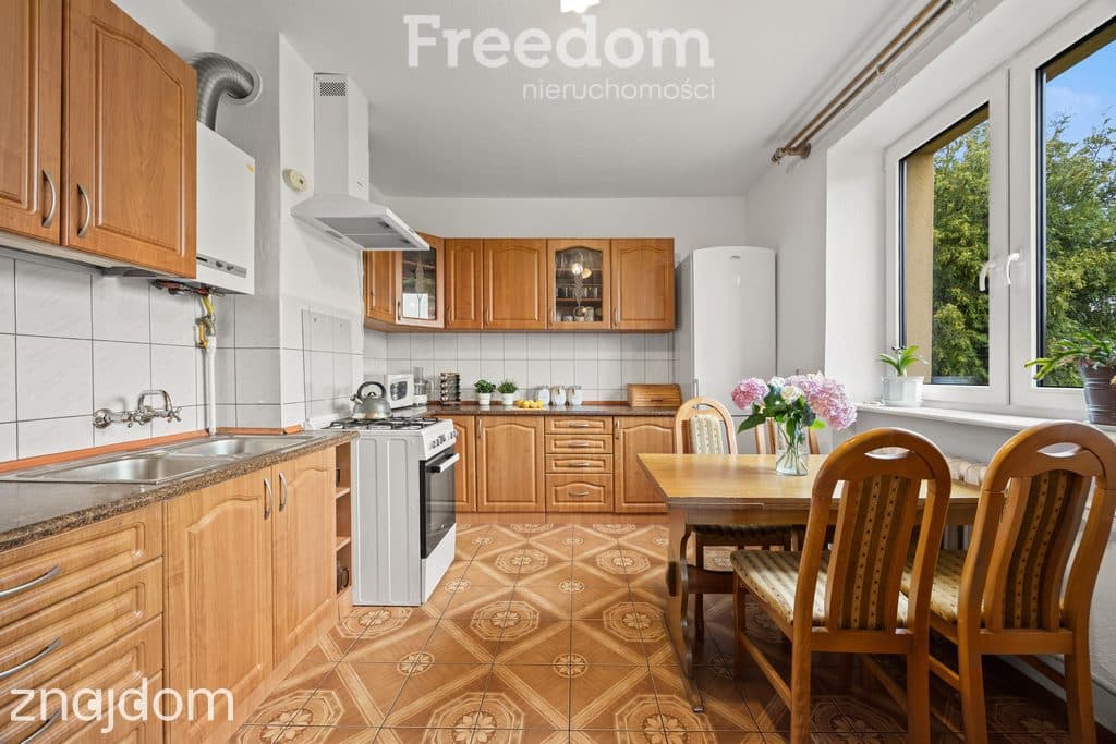 Dom 210 m² w Stefanówce – działka 2700 m² - zdjęcie 7