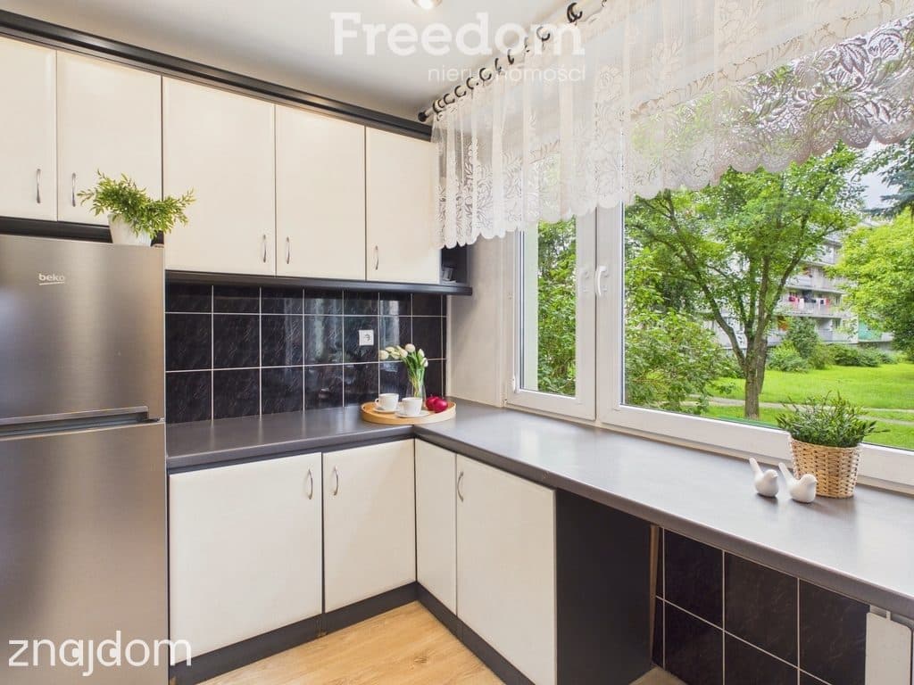 Rodzinne mieszkanie, parter, 4 pokoje, balkon