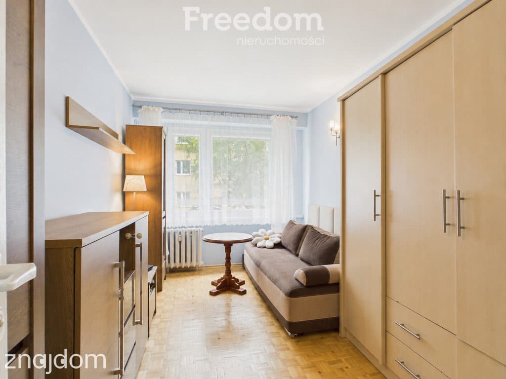 Rodzinne mieszkanie, parter, 4 pokoje, balkon - zdjęcie 9