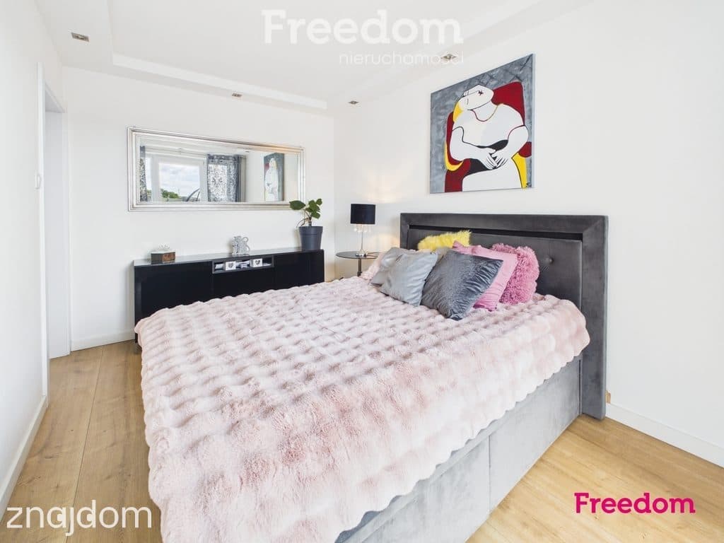 Apartament klasy Premium w sercu Koszalina - garaż - zdjęcie 20