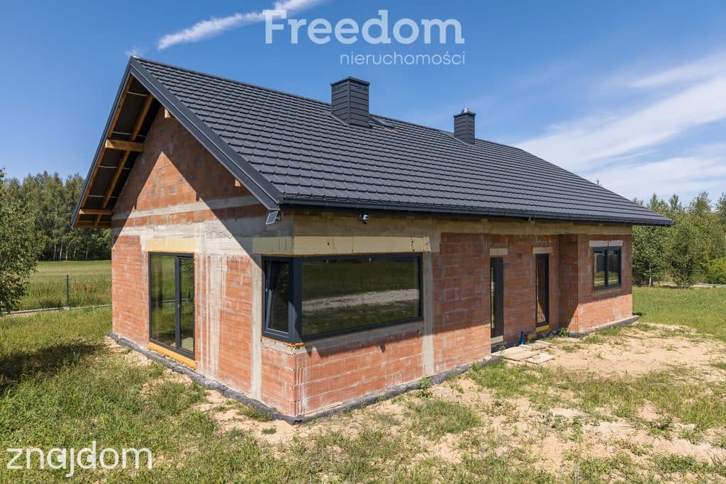 Komfortowy dom parterowy w okolicach Łasku. - zdjęcie 3