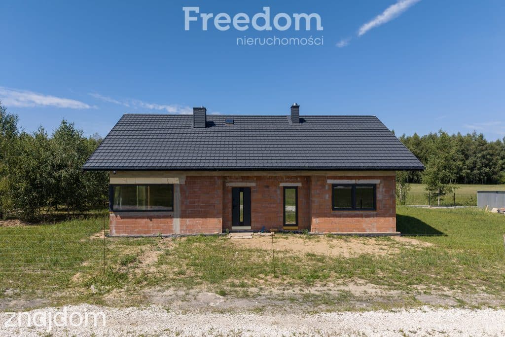 Komfortowy dom parterowy w okolicach Łasku. - zdjęcie 2