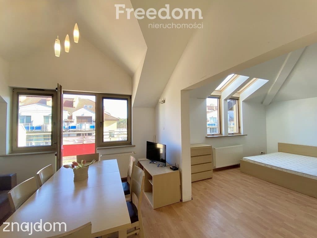 Imponująca przestrzeń apartamentu ul. Zdrojowa. - zdjęcie 10