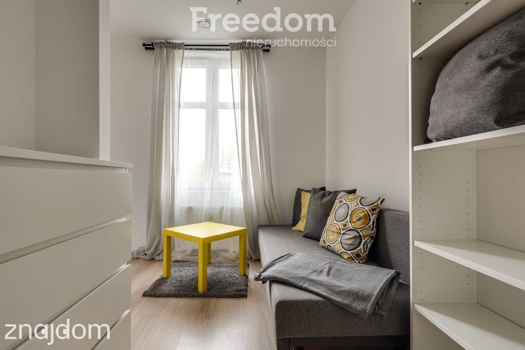 Jasna kawalerka w pobliżu Ikea - zdjęcie 3
