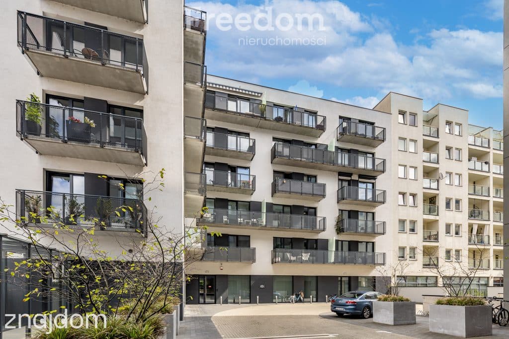 Apartament z widokiem na Ratusz i dwoma balkonami - zdjęcie 15