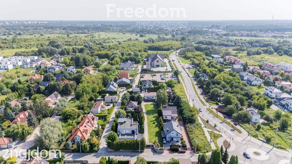 Działka 1415 m2 + dom ok. 90m2 - zdjęcie 8