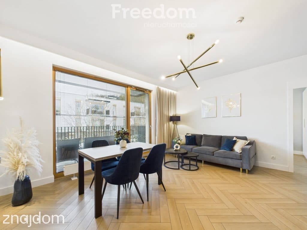 Luksusowy apartament blisko morza. Nowe Kolibki - zdjęcie 2