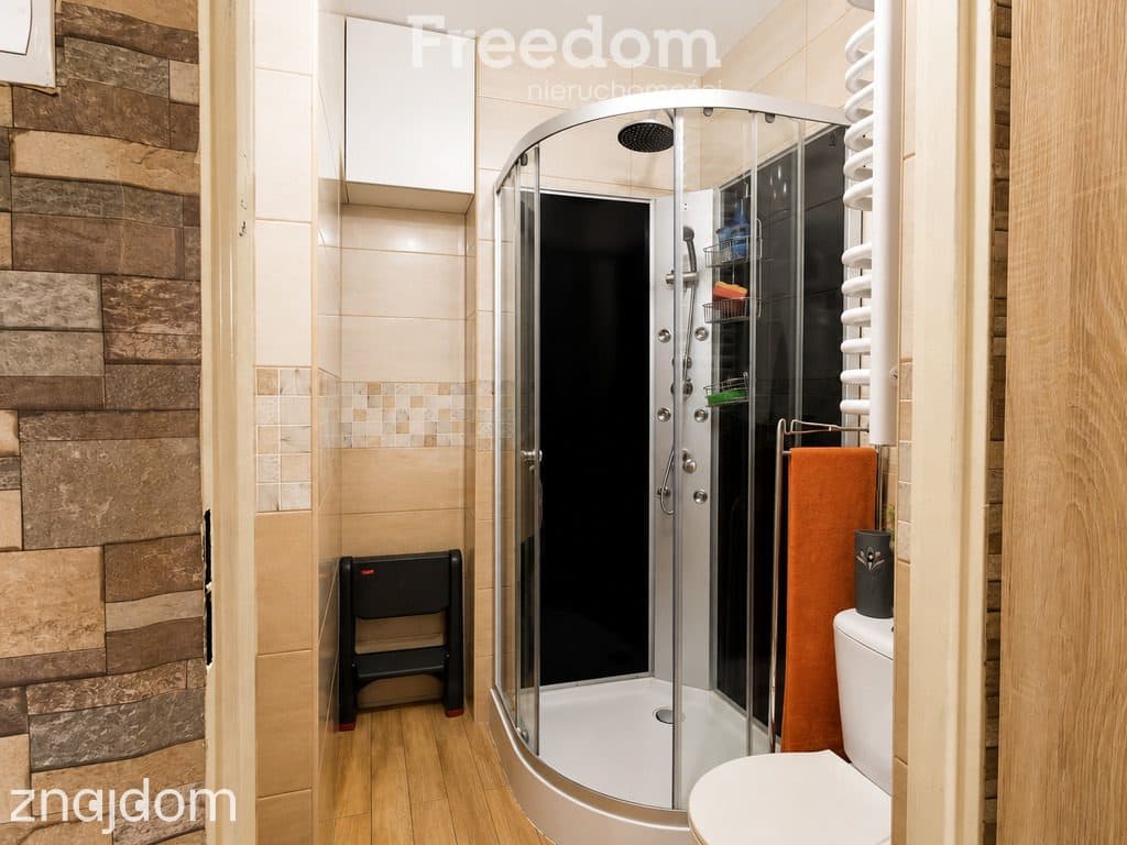 Dom z działką 2400 m² i budynkami – Wyględówek - zdjęcie 9